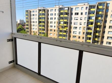 1777657035-orfqibbzem-balkon | Prodej bytu, 3+1, 77 m²