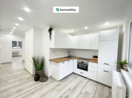 1777284754-wawvzgktkn-img-2889 | Prodej bytu, 2+1, 58 m²