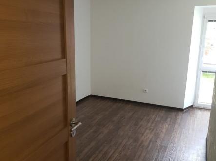1777836525-komnluethh-20190920-120924-resized | Prodej bytu, 2+kk, 53 m²