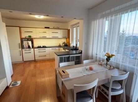 1777832601-psegrwfobp-img-4992 | Prodej bytu, 4+1, 89 m²