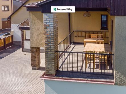 1777903462-fbvknrcjpp-inz1 | Prodej - dům/vila, 247 m²