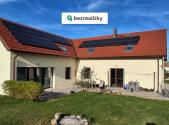 Prodej - dům/vila, 318 m²