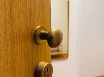 1778030185-safutsikix-img-0664 | Prodej bytu, 2+kk, 57 m²