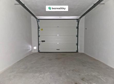 1778076423-gmkmlnnfre-whatsapp-image-2026-05-06-at-15-57-09 | Prodej - malý objekt/garáž