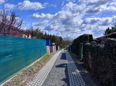 1778499073-jgcoirtiqo-7c7516f6-166e-4d52-bfa6-380400315ef9 | Prodej - pozemek, zahrada, 400 m²