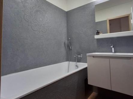 1778508515-rtnixaskvn-koupelna-b | Prodej bytu, 2+1, 62 m²