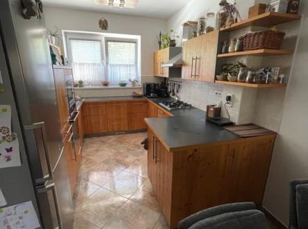 1778592486-nxbpoknrem-kychy-c5-88 | Prodej - dům/vila, 135 m²