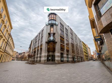 1779029108-nezxvrmubi-koblizna-zvenku | Prodej bytu, 1+kk, 54 m²