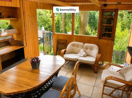 1779356871-a-bright-cozy-wooden-sunroom-porch-interior-photo | Prodej - chata/rekreační objekt, 49 m²
