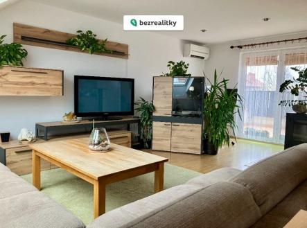 1779282018-otmwbaiekb-hlavnifoto | Prodej bytu, 3+kk, 101 m²