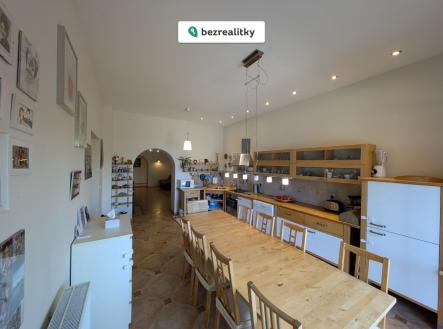1778615365-fwdlesmwdt-pxl-20260510-110228524 | Prodej - dům/vila, 320 m²