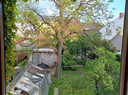 1779735729-kvbtjshetw-pohled-z-okna | Prodej - dům/vila, 225 m²