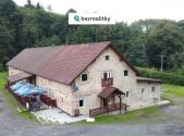 Prodej - komerční objekt, jiný, 464 m²