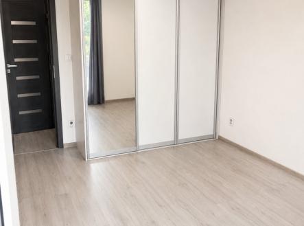 1779825082-spqmbevpgg-c8b63465-84fd-4e2e-a22f-ebeaf29c8ec5 | Prodej bytu, 2+kk, 60 m²