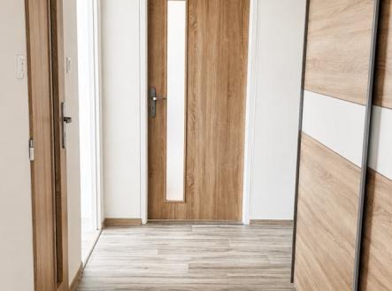 1780412933-jyswaxewxk-chatgpt-image-2-6-2026-16-48-55-287-29 | Prodej bytu, 2+1, 52 m²