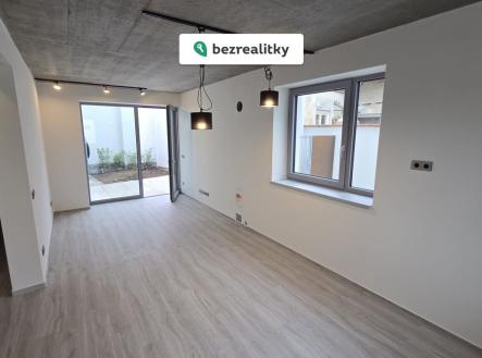 1780592335-upkiowdkyr-cef40dba-0505-435b-95ef-04315077c8df | Prodej - dům/vila, 90 m²