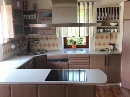 1781009187-vuafyvrqcq-ubytovani-v-kamennem-zakouti-3d3d | Prodej - dům/vila, 200 m²