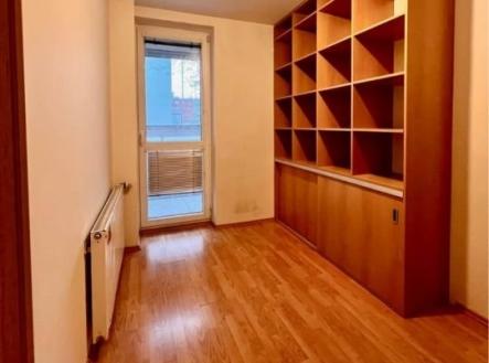 1781099566-ttressstsk-25147f10-5e25-4c2e-94ba-67ac21b8f6e6-1-all-16829 | Prodej bytu, 4+kk, 75 m²