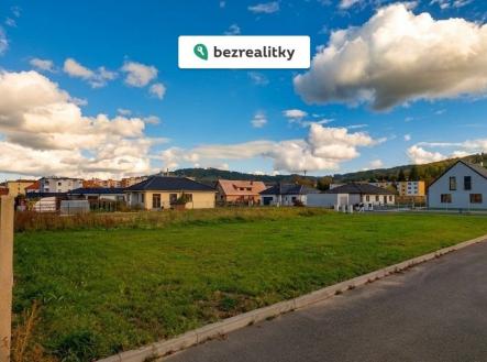 1780522430-zvckiozyyy-view-iii | Prodej - pozemek pro bydlení, 720 m²
