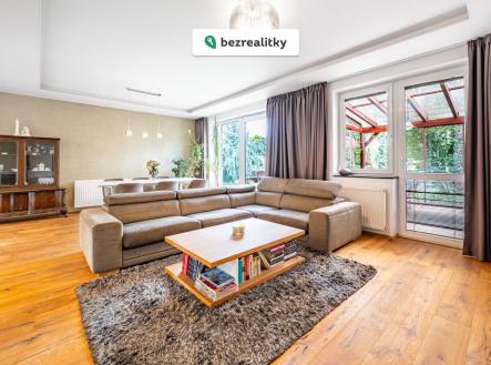 1781699683-eyrmusvlha-obyvaci-pokoj-2 | Prodej - dům/vila, 247 m²