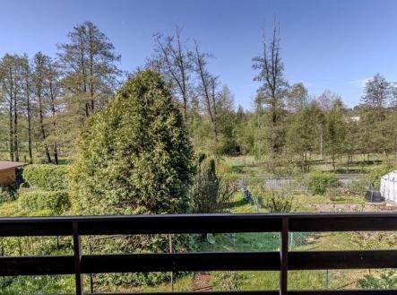 1778682687-zmgewseuva-pohled-z-obyvaku | Prodej - dům/vila, 300 m²