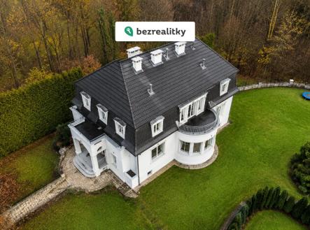 1782166776-iuzficfvep-641b3cd2-1e42-4e39-84a6-3843b59315cb | Prodej - dům/vila, 193 m²