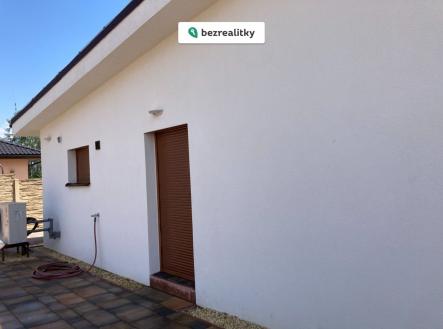 1783186075-nvfcbsewdz-d-c5-afm-bok-1 | Prodej - dům/vila, 160 m²