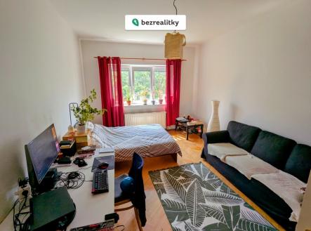 1782071714-gkteitxvjo-pxl-20260620-130934659-edit | Prodej bytu, 1+kk, 45 m²