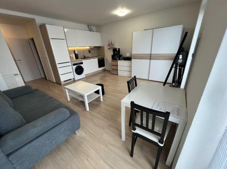 Pronájem bytu, 1+kk, 35 m²