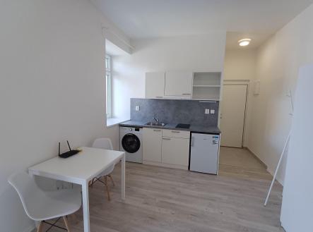 Pronájem bytu, 1+kk, 23 m²