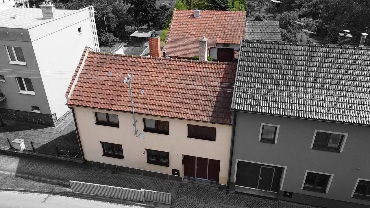 RD 185 m² ve Vyškově s dílnou 100 m²