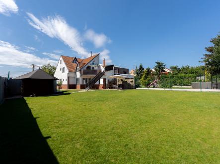 . | Prodej - dům/vila, 214 m²