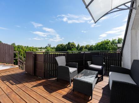 . | Prodej - dům/vila, 214 m²