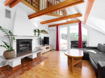 . | Prodej - dům/vila, 214 m²