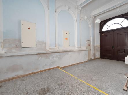. | Prodej - kanceláře, 545 m²
