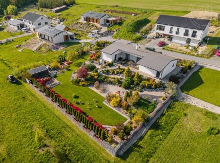 . | Prodej - dům/vila, 147 m²