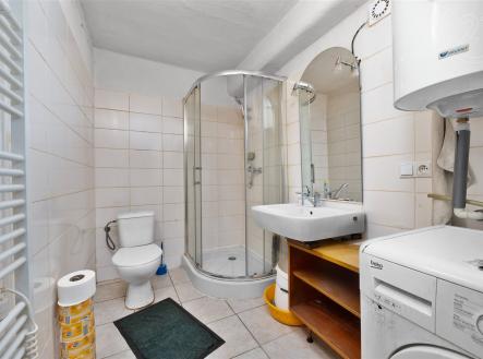. | Prodej - dům/vila, 230 m²