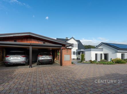 Garáž | Prodej - dům/vila, 395 m²