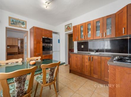 . | Prodej - dům/vila, 128 m²