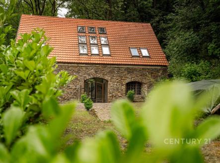 . | Prodej - dům/vila, 168 m²