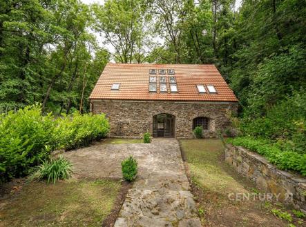 . | Prodej - dům/vila, 168 m²