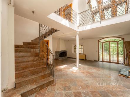 . | Prodej - dům/vila, 168 m²