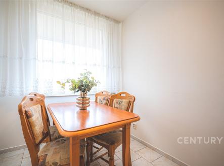 . | Pronájem bytu, 3+1, 81 m²