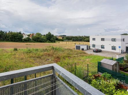 . | Pronájem bytu, 1+kk, 32 m²