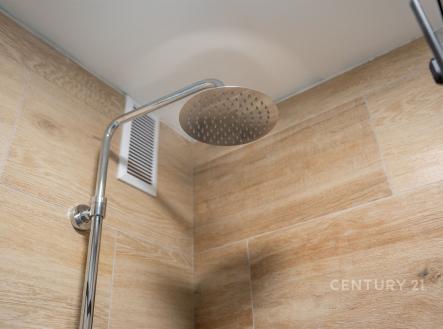 . | Pronájem bytu, 3+1, 70 m²