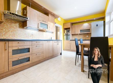 . | Pronájem bytu, 3+1, 89 m²