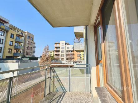 . | Pronájem bytu, 3+kk, 76 m²