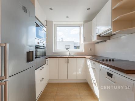 . | Prodej bytu, 3+kk, 80 m²