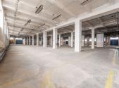 Pronájem - skladovací prostor, 1 800 m²