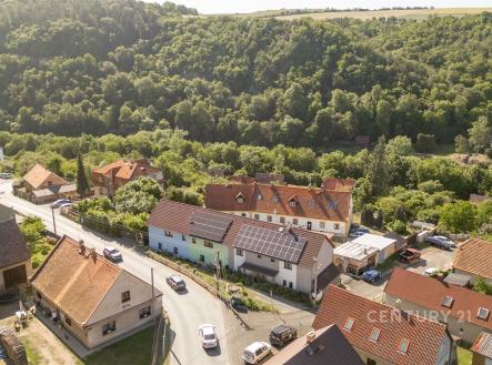. | Prodej - dům/vila, 236 m²